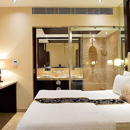 Hotel Emperor Palms Nueva Delhi Exterior foto