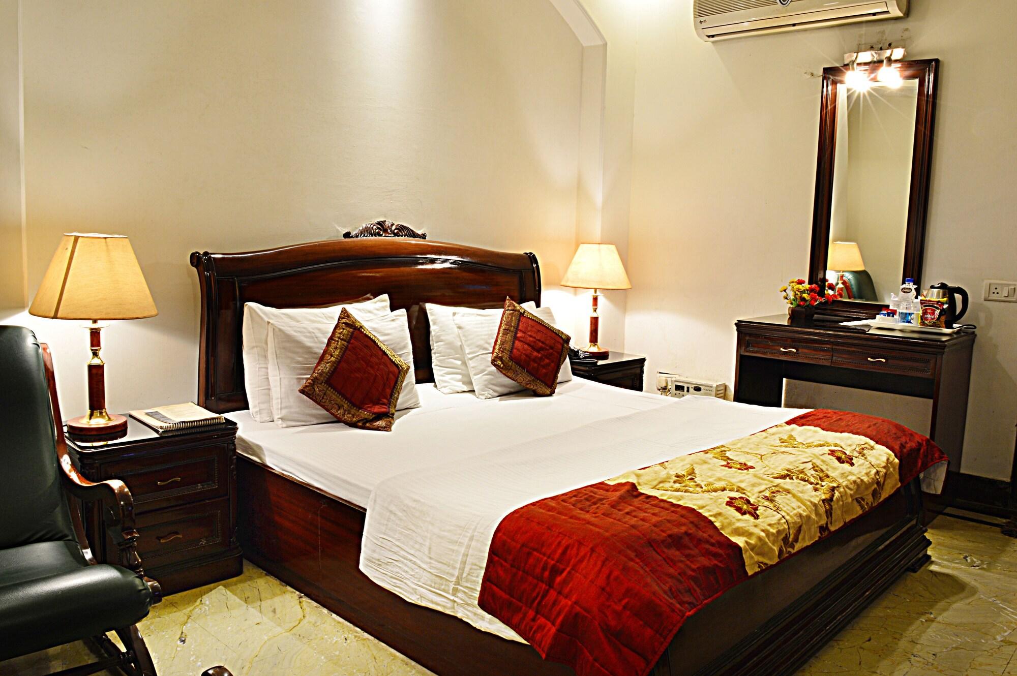 Hotel Emperor Palms Nueva Delhi Exterior foto